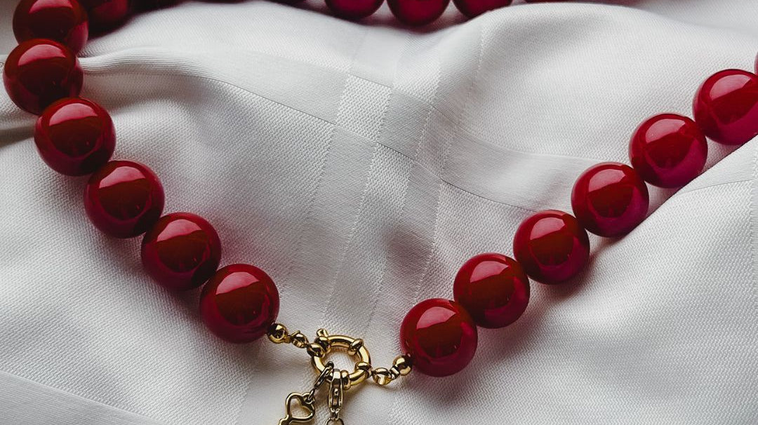 The Charm Bar - Valentine Edit