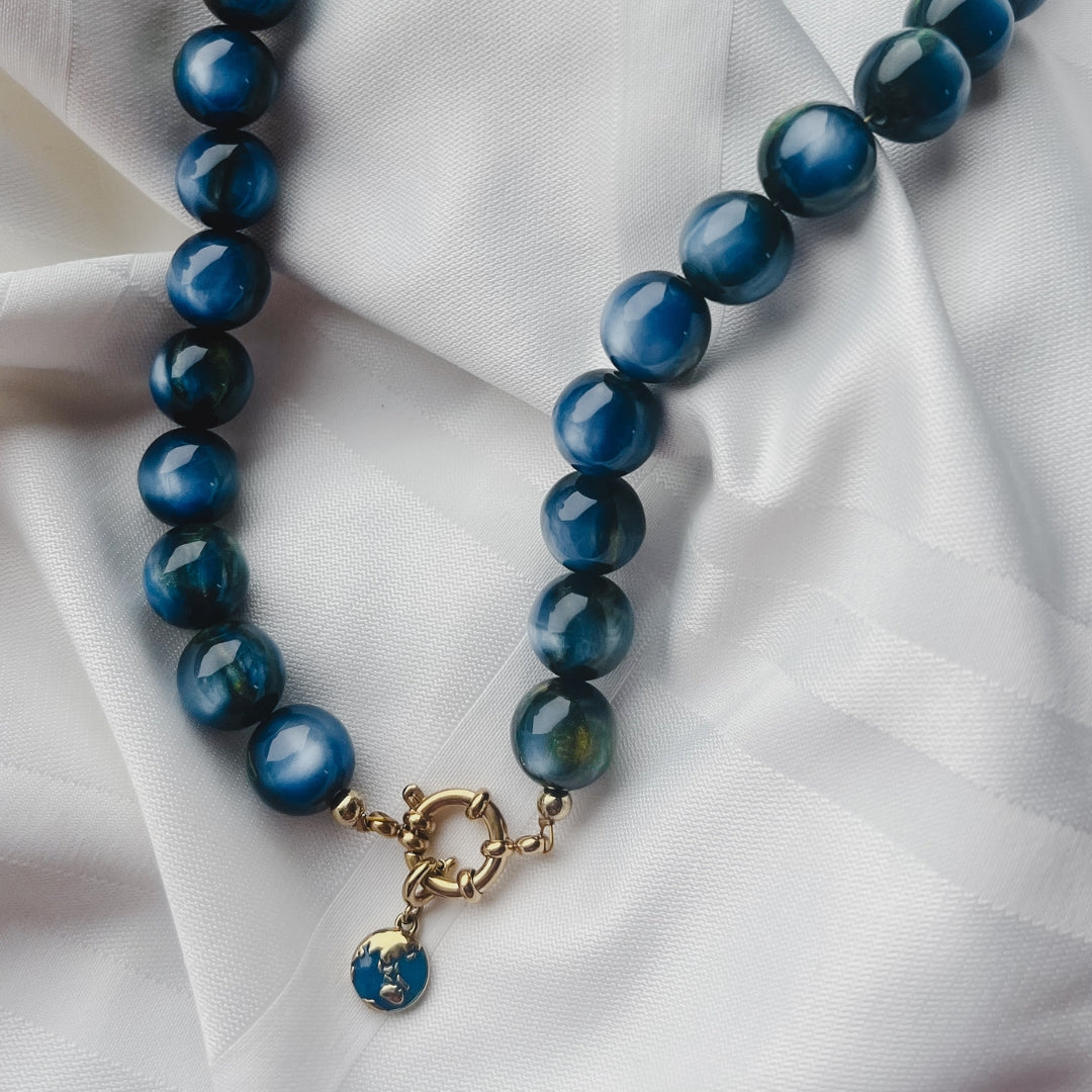 Blue Moon Latte Necklace | Kralenketting | Kettingen | Sieraden By Frances Falicia