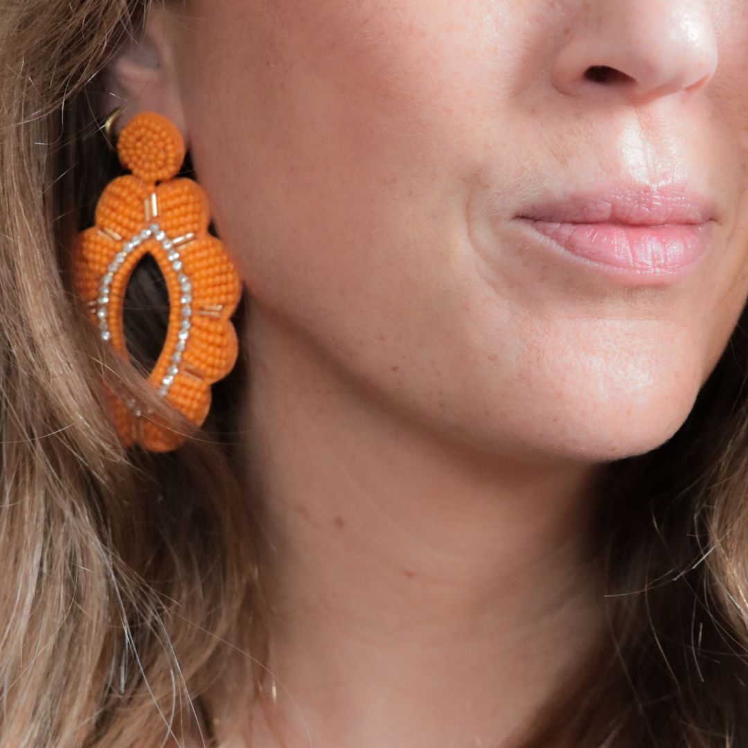 Dutch Royalty Dangles | Oranje oorbellen | Sieraden By Frances Falicia | Stainless steel sieraden