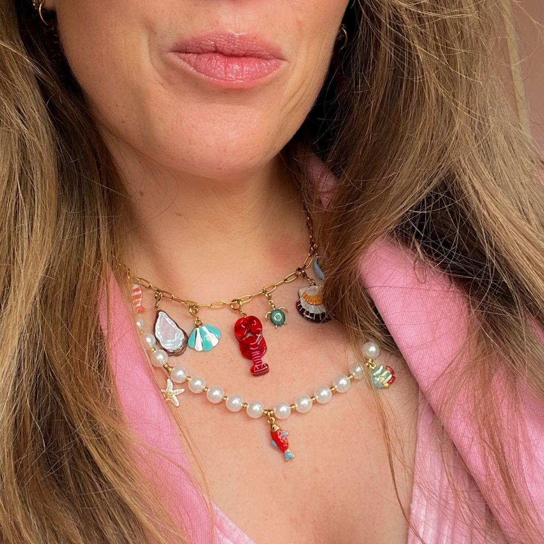 Salty Sparkle | Ketting met zeefiguren | Parelketting | Sealife charms | Sieraden By Frances Falicia