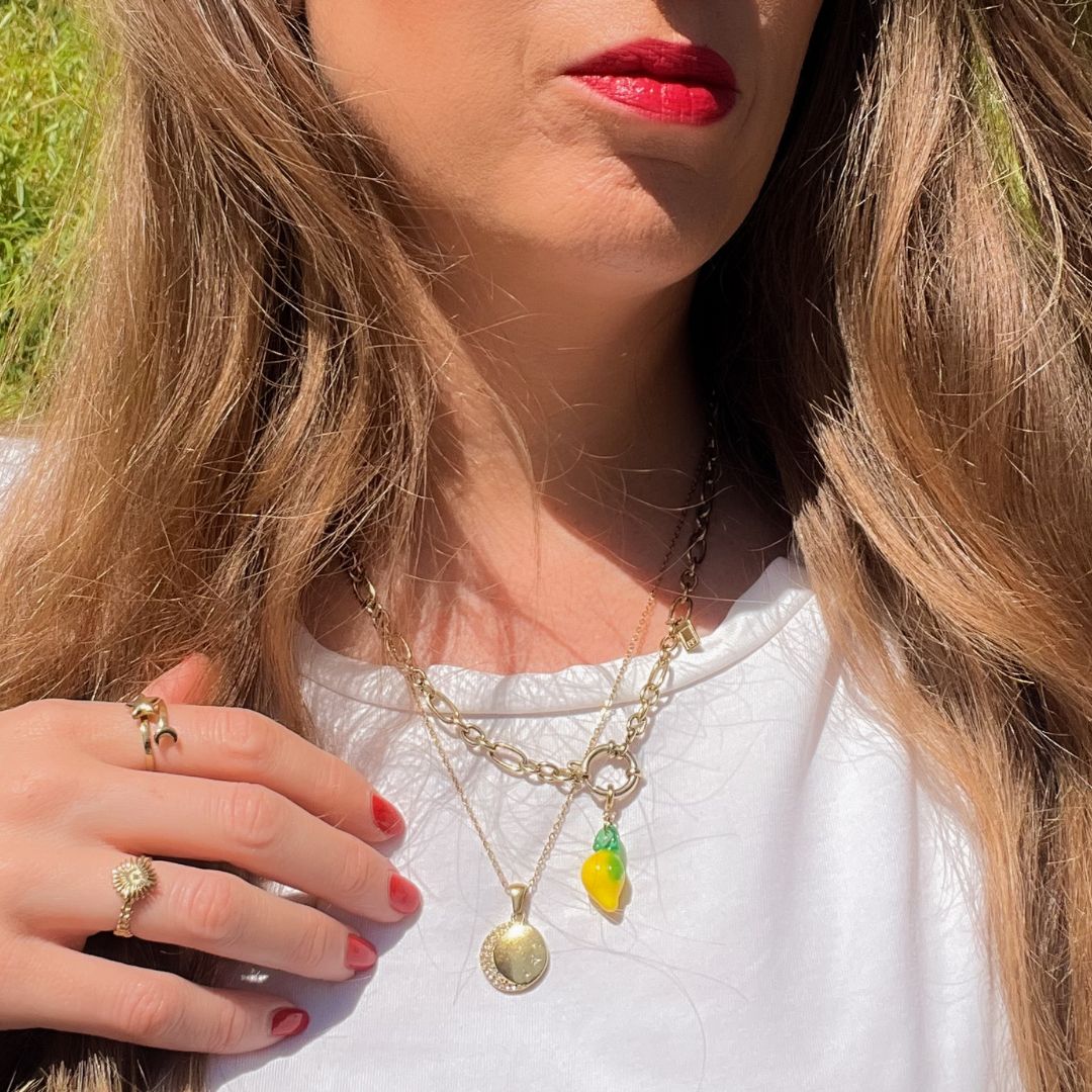 Lazy Lemon | Citroen bedel | Citrus hangertje | Lemon charm | Bedeltjes | Sieraden By Frances Falicia