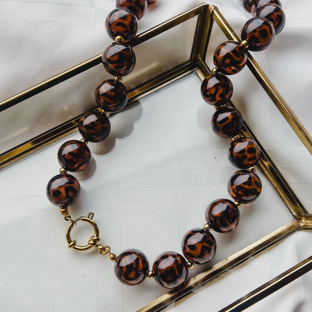 Leopard Glow Necklace | Kralenketting | Panterprint ketting | Sieraden By Frances Falicia