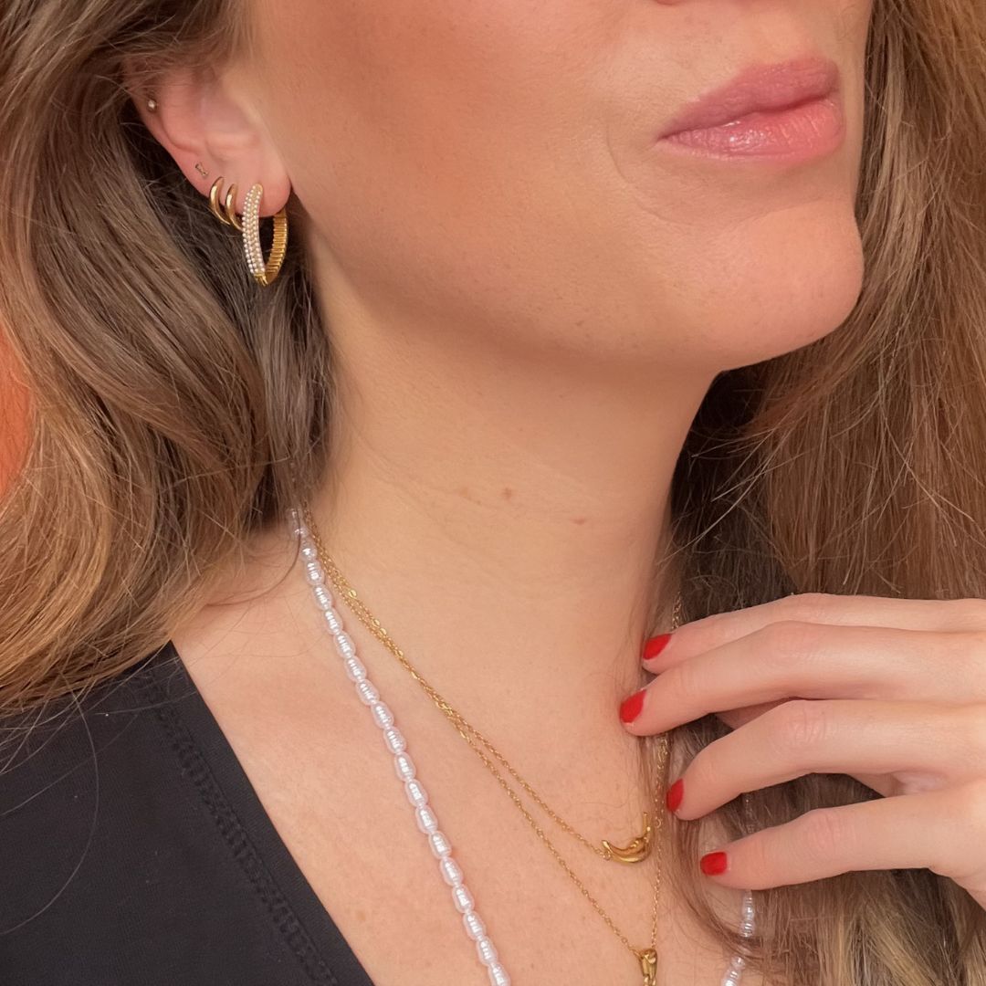 Almond hoops | Pearl | Stainless steel oorbellen By Frances Falicia