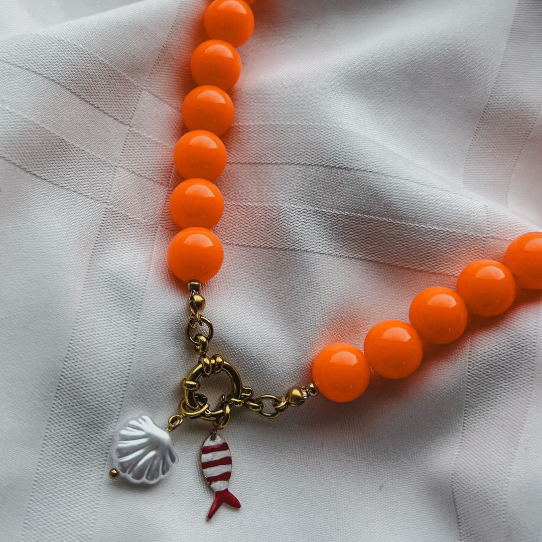 Tropical Swim Charm | Vis bedel | Fish Charm | hangertje | The Charm Bar | Sieraden By Frances Falicia