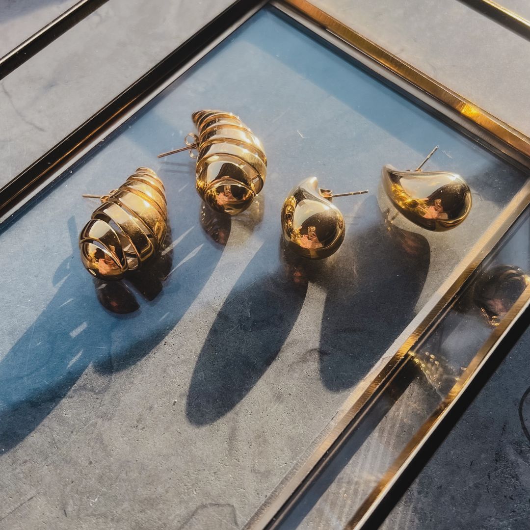 Sliced teardrop oorbellen | Drop earrings | Sieraden By Frances Falicia