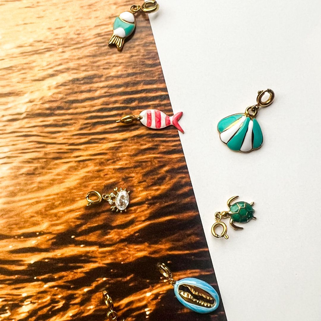 Turtle Bay Charm | Schildpad bedel | hangertje | The Charm Bar | Sieraden By Frances Falicia