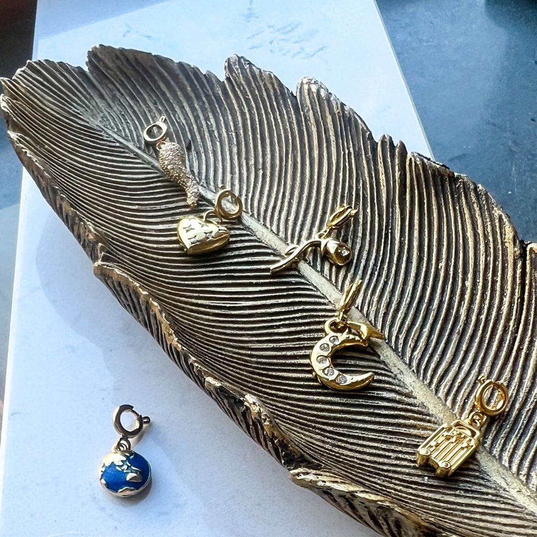 Heart Glow Charm | Hartje bedel | Bedeltjes | The Charm Bar | Sieraden By Frances Falicia