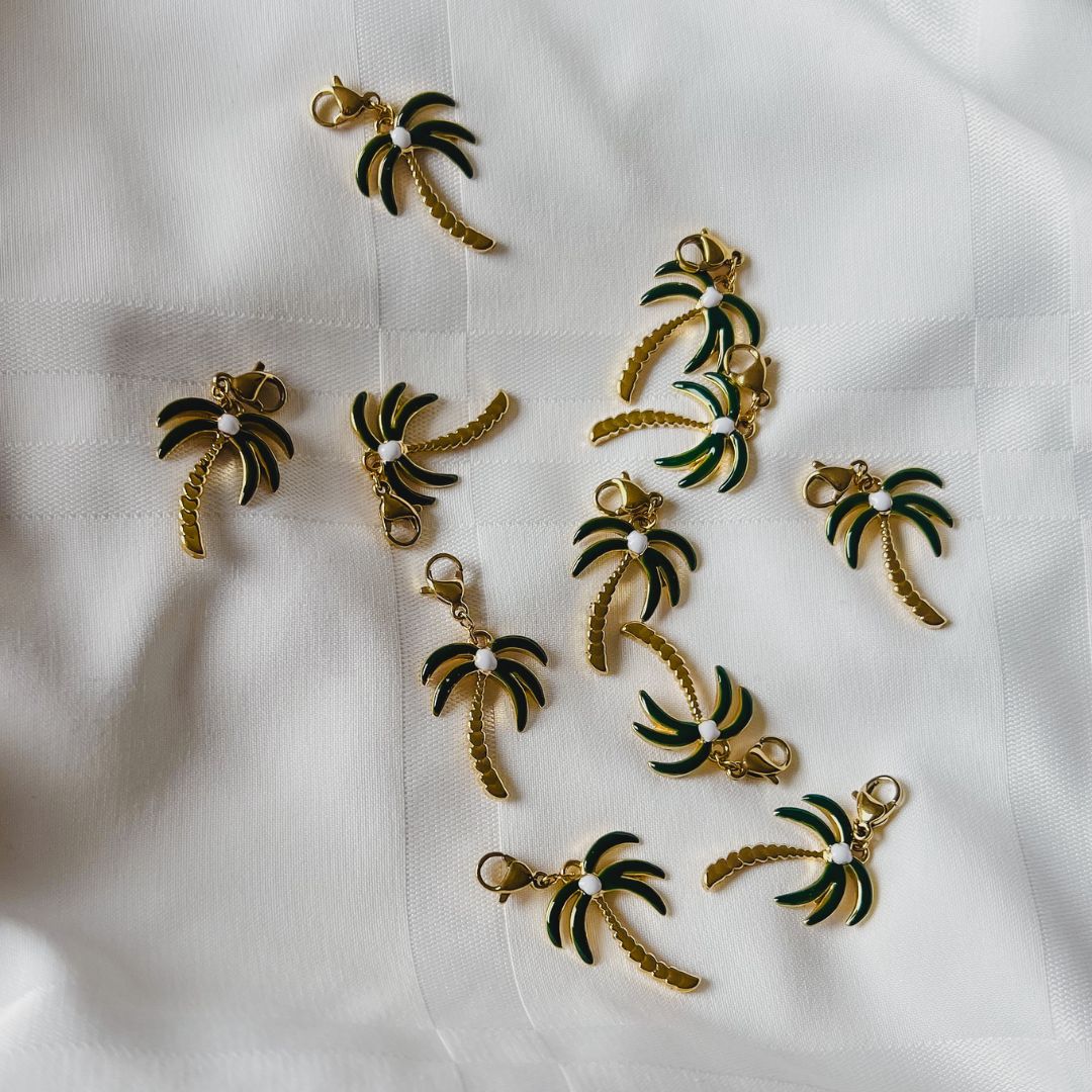 Tropical Palm Charm | Palmboom bedel | The Charm Bar | Sieraden By Frances Falicia