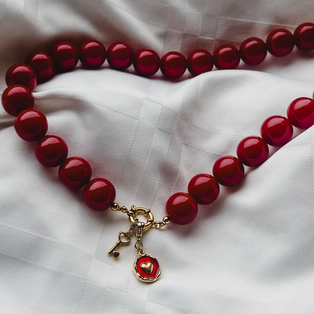 Merlot Muse Necklace | Kralenketting | Rode kralen ketting | Sieraden By Frances Falicia