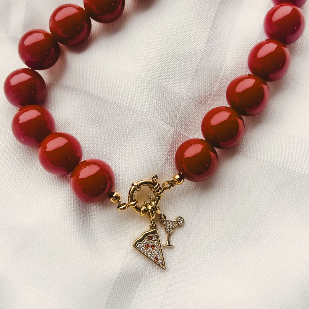 Merlot Muse Necklace | Kralenketting | Rode kralen ketting | Sieraden By Frances Falicia