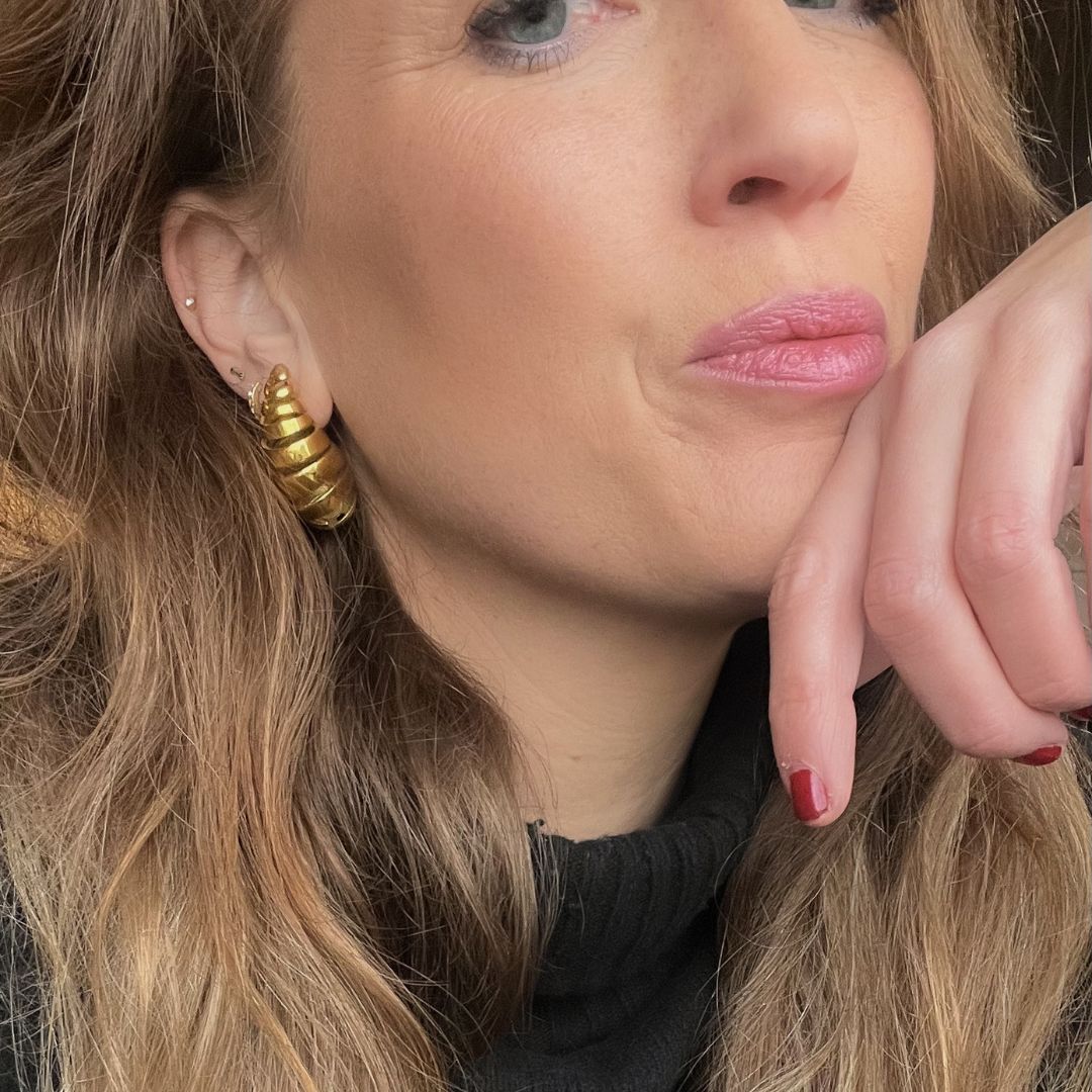 Sliced teardrop oorbellen | Drop earrings | Sieraden By Frances Falicia