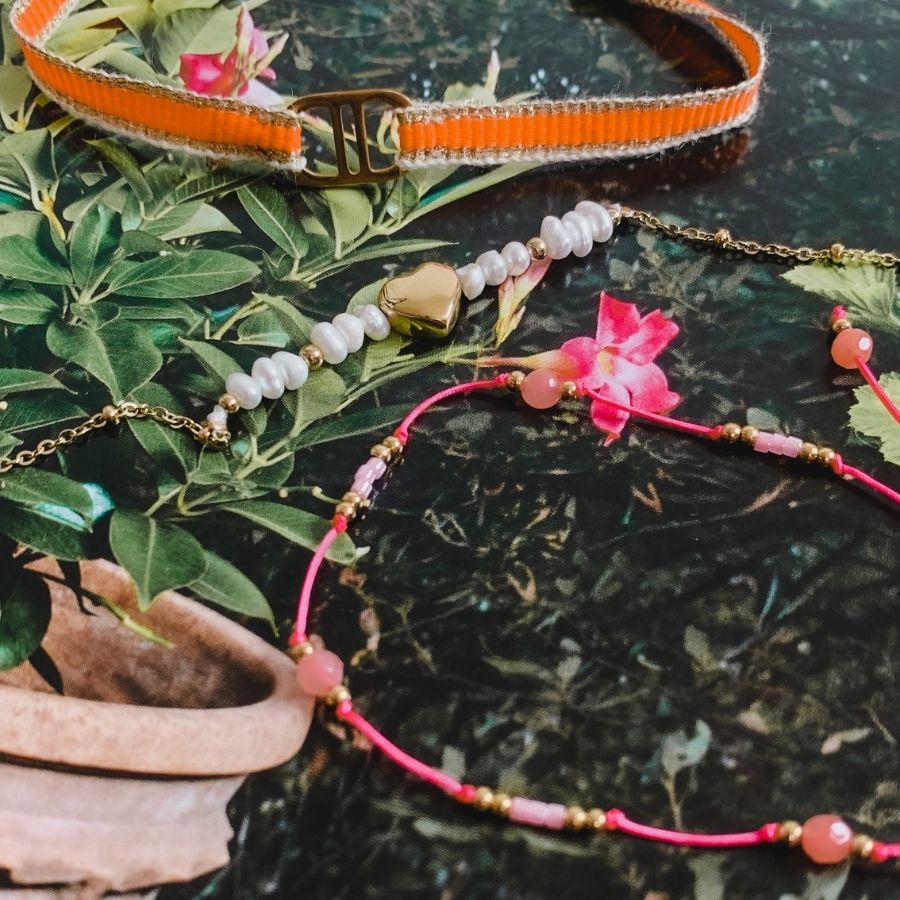 Bohemian armband | Koord armband | armband met hartje | Ibiza armband | Frances Falicia