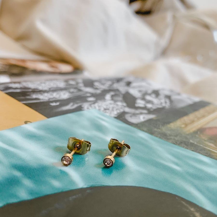 Minimalistische oorknopjes | Zirkonia | Frances Falicia