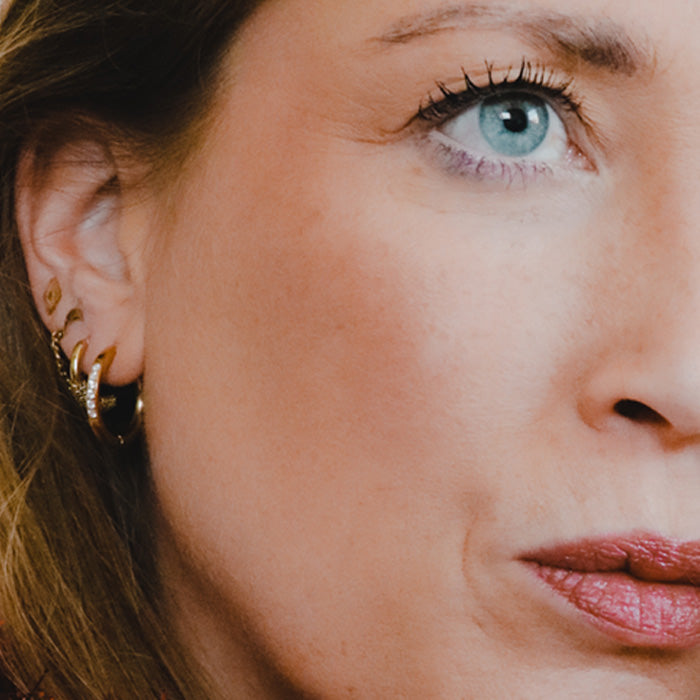 zirkonia hoops | hoops met steentje | Frances Falicia