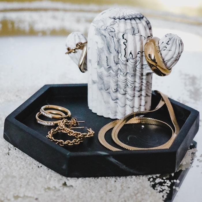 sieraden schaal met ringhouder | Frances Falicia