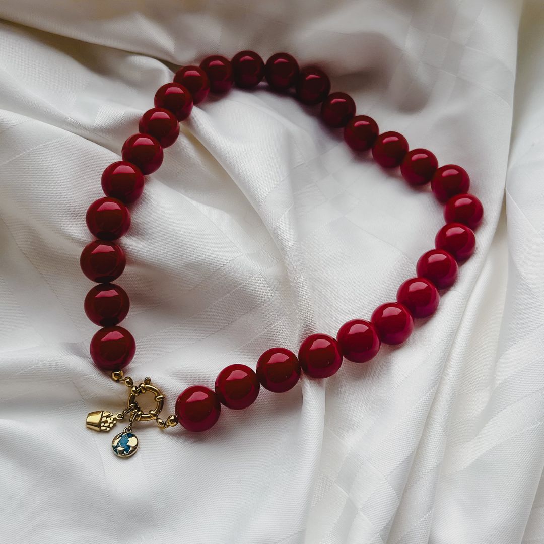 Merlot Muse Necklace | Kralenketting | Rode kralen ketting | Sieraden By Frances Falicia