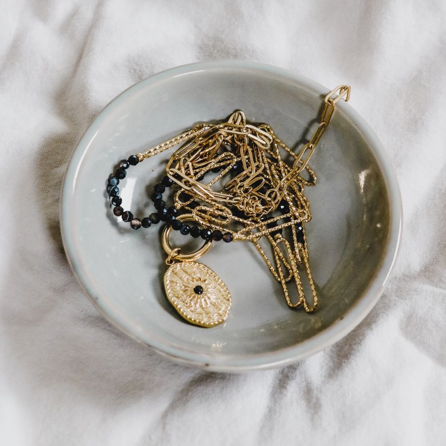 lange schakelketting | halsketting | ovalen hanger | Frances Falicia